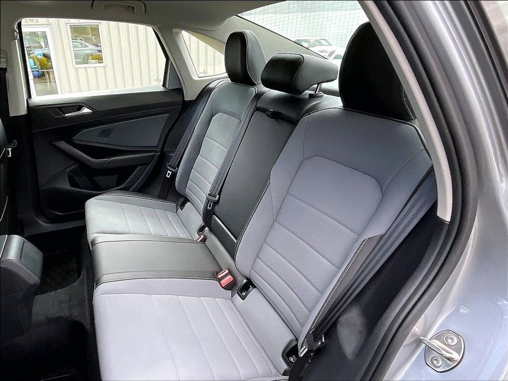 2025 Volkswagen Jetta SE