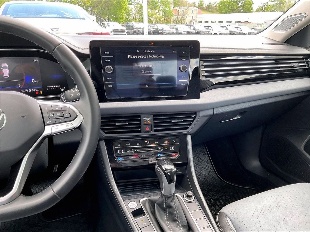 2025 Volkswagen Jetta SE