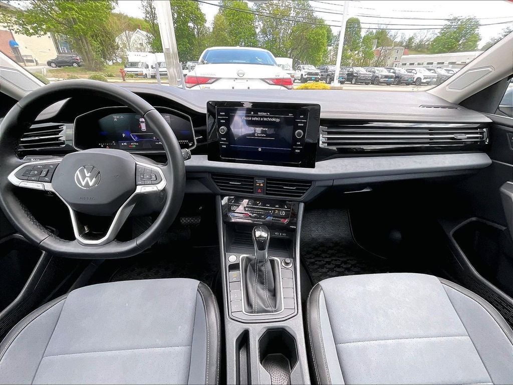 2025 Volkswagen Jetta SE