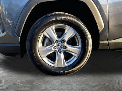 2024 Toyota RAV4 Hybrid LE