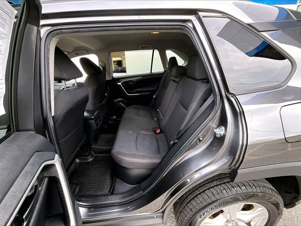 2021 Toyota RAV4 Hybrid LE