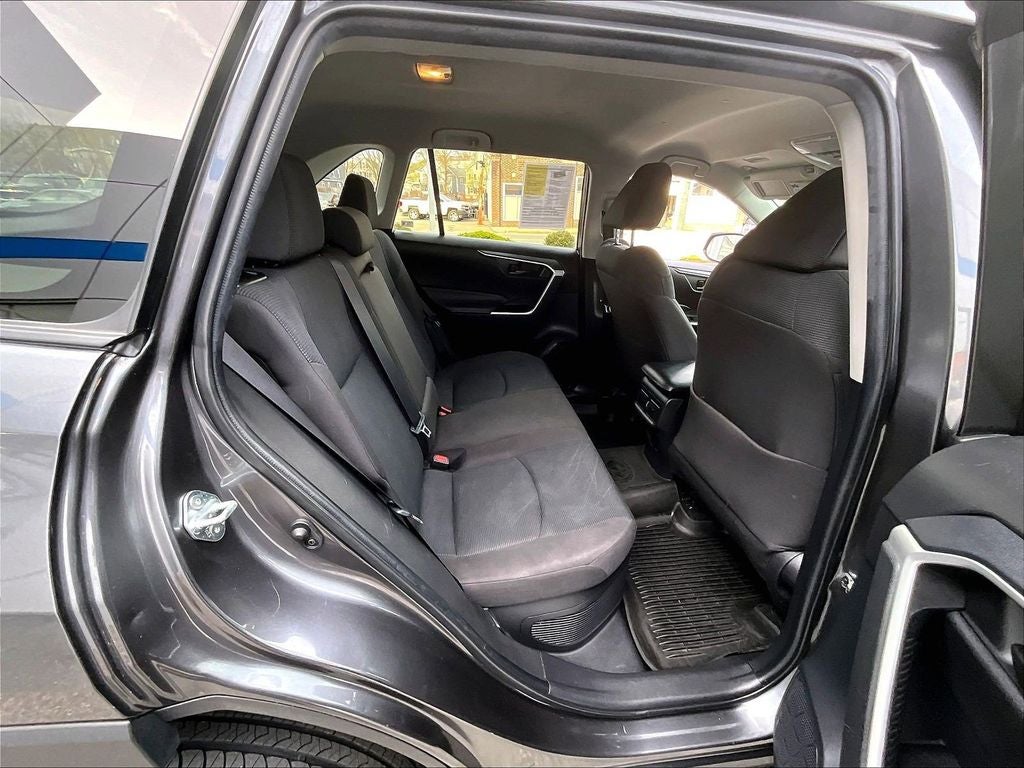 2021 Toyota RAV4 Hybrid LE