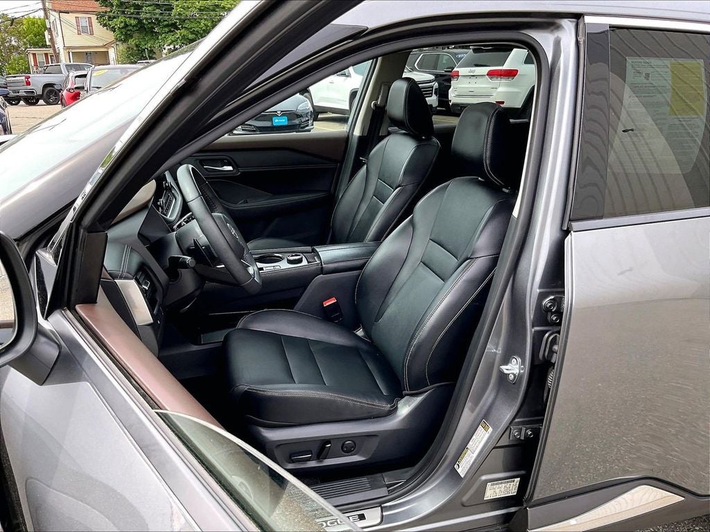 2023 Nissan Rogue SL sl