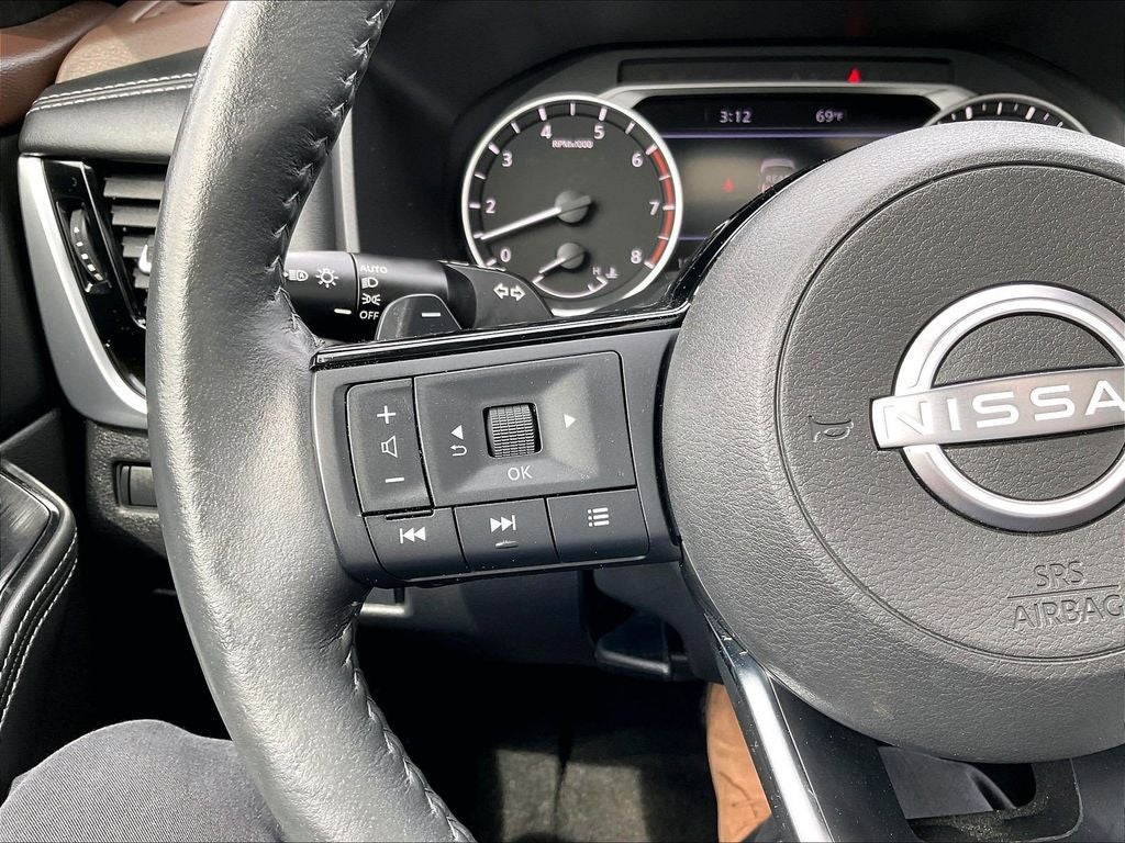 2023 Nissan Rogue SL sl