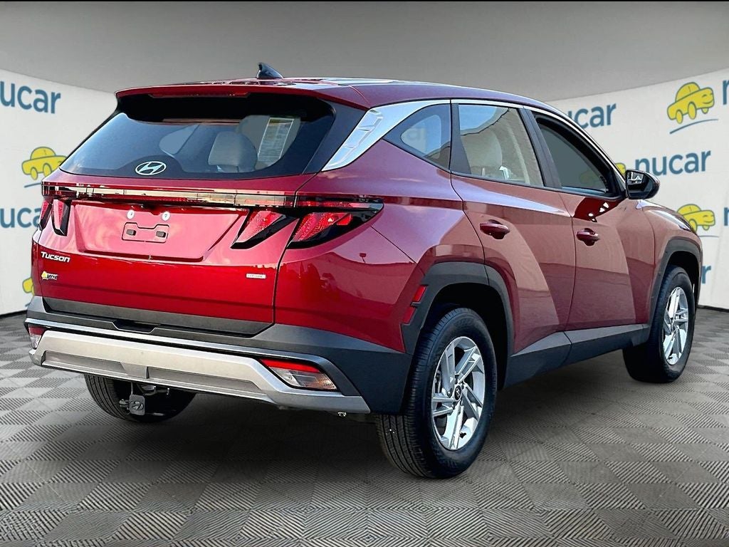2025 Hyundai Tucson SE