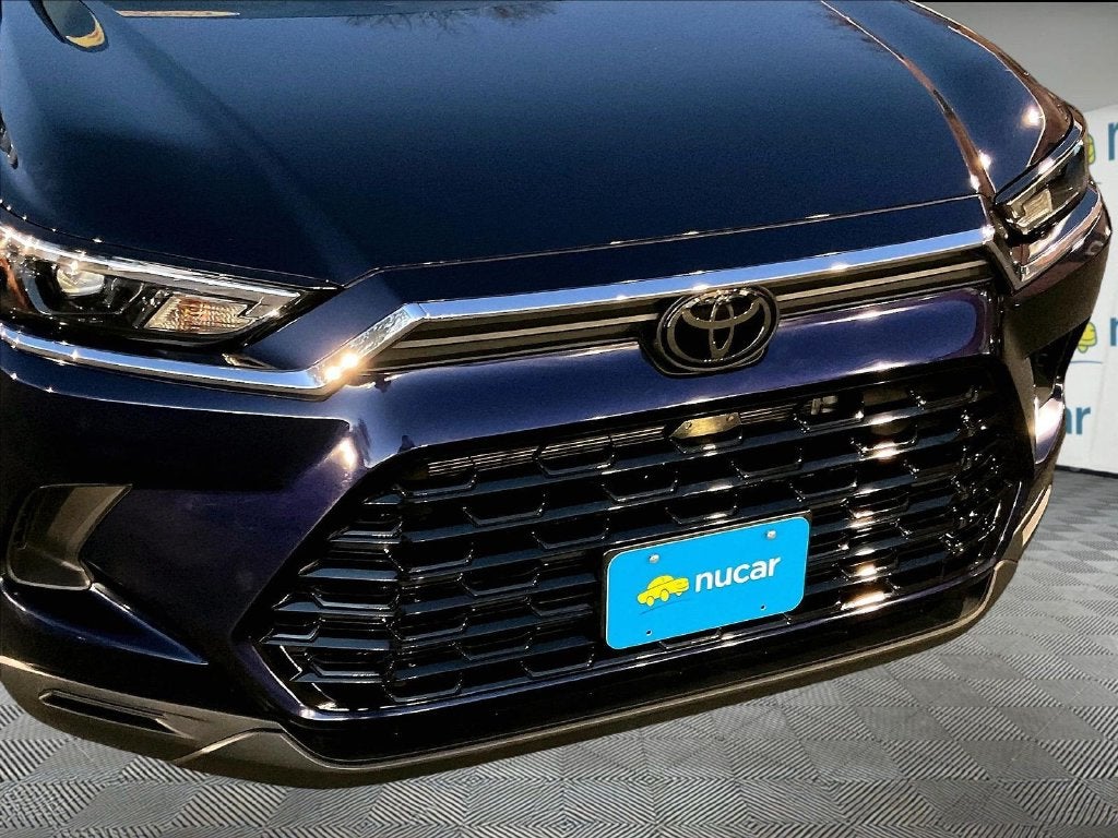 2025 Toyota Grand Highlander Hybrid XLE
