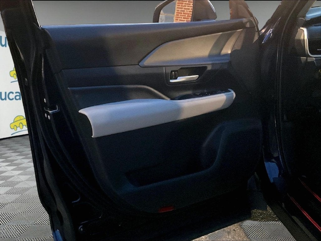 2025 Toyota Grand Highlander Hybrid XLE