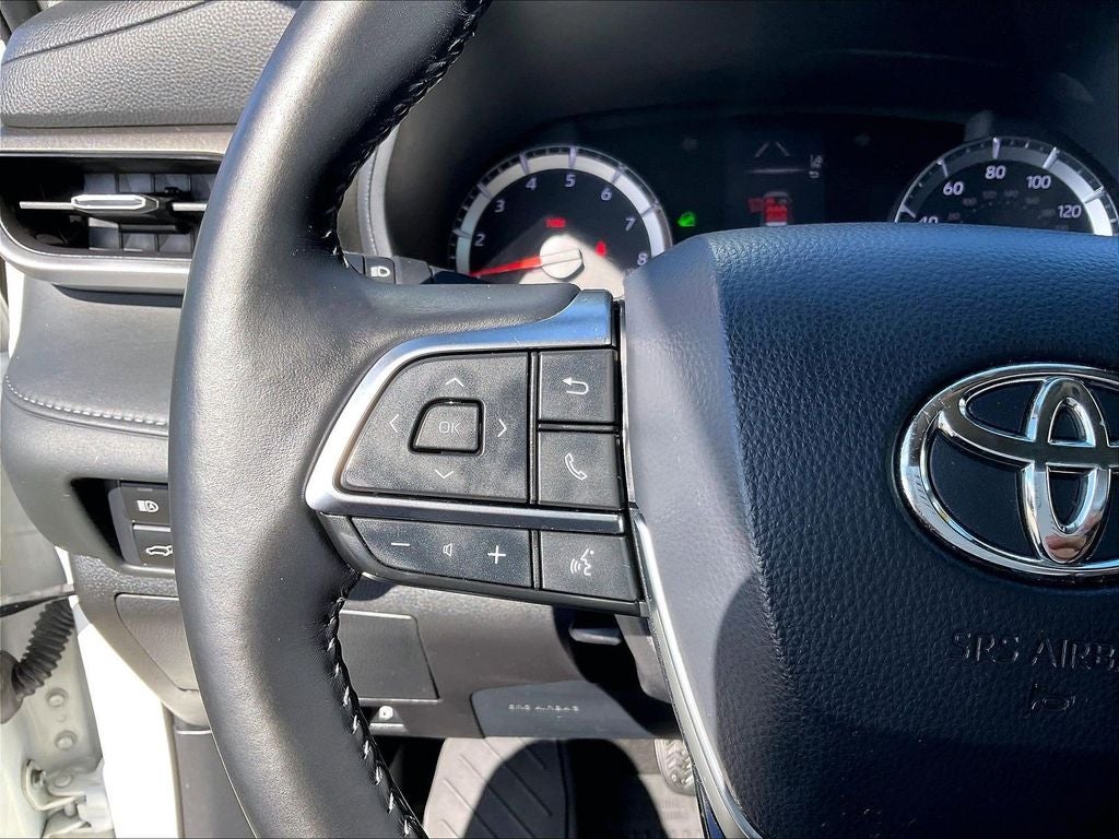 2021 Toyota Highlander LE