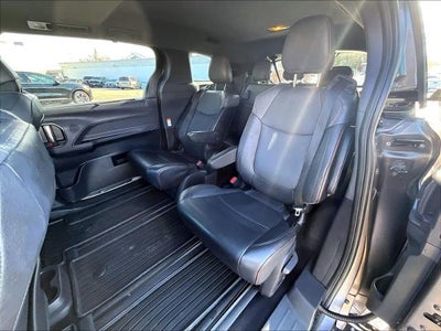 2021 Toyota Sienna XSE