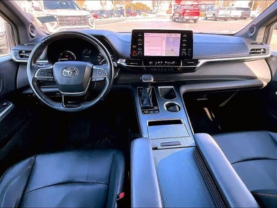 2021 Toyota Sienna XSE