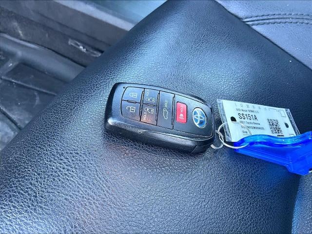 2021 Toyota Sienna XSE