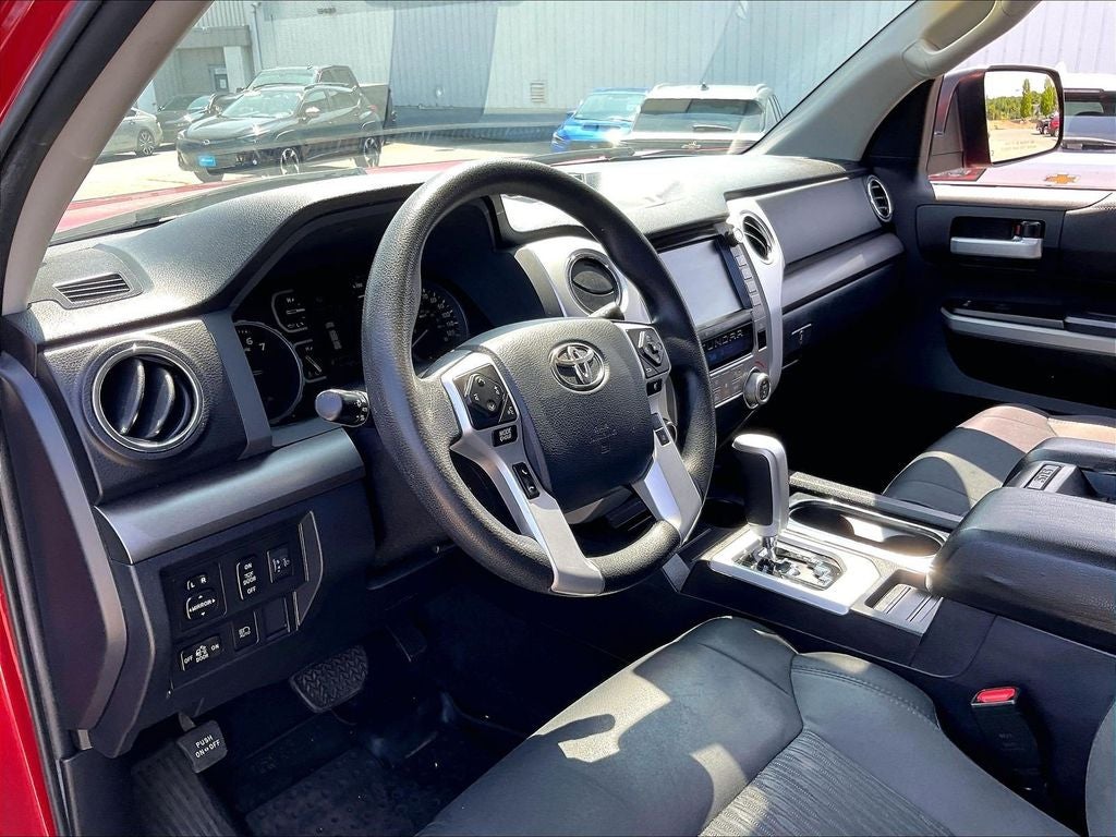 2020 Toyota Tundra SR5 5.7L V8