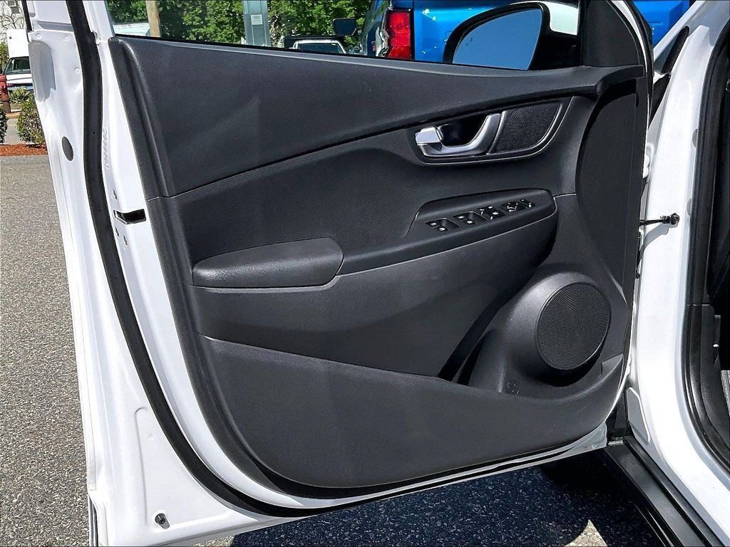 2023 Hyundai Kona Electric SEL