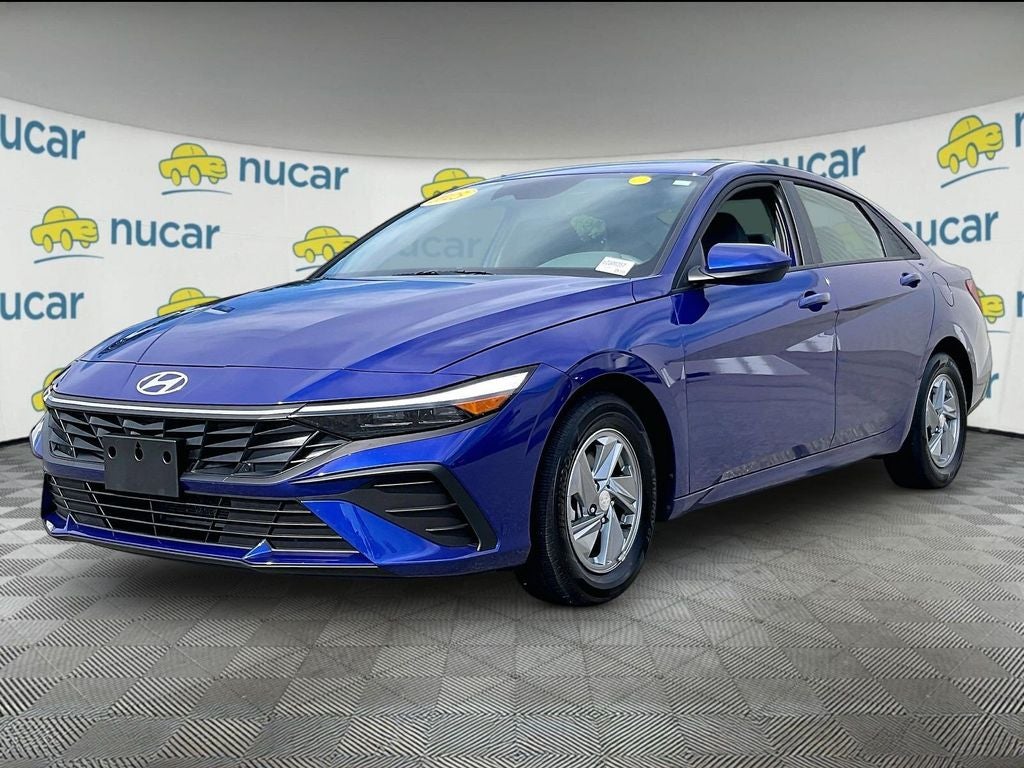 2025 Hyundai Elantra SE