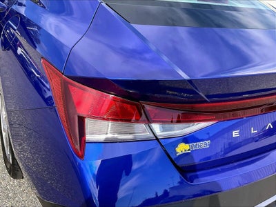2025 Hyundai Elantra SE
