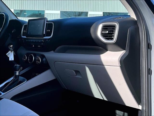 2022 Hyundai VENUE SEL