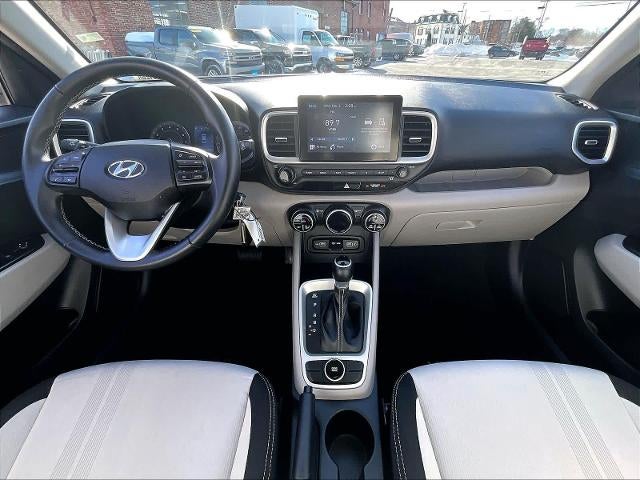 2022 Hyundai VENUE SEL