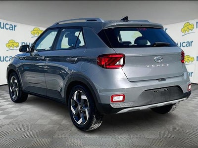 2022 Hyundai VENUE SEL
