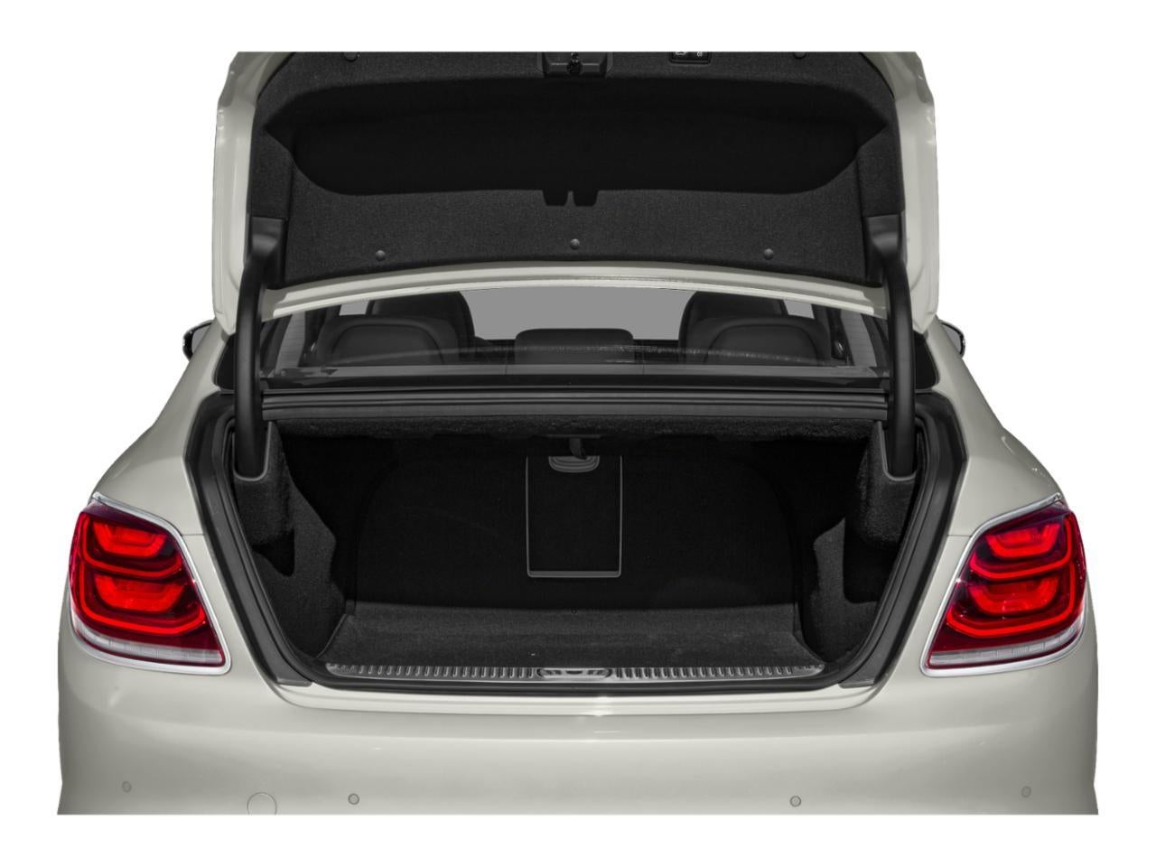 2019 Kia K900 Luxury