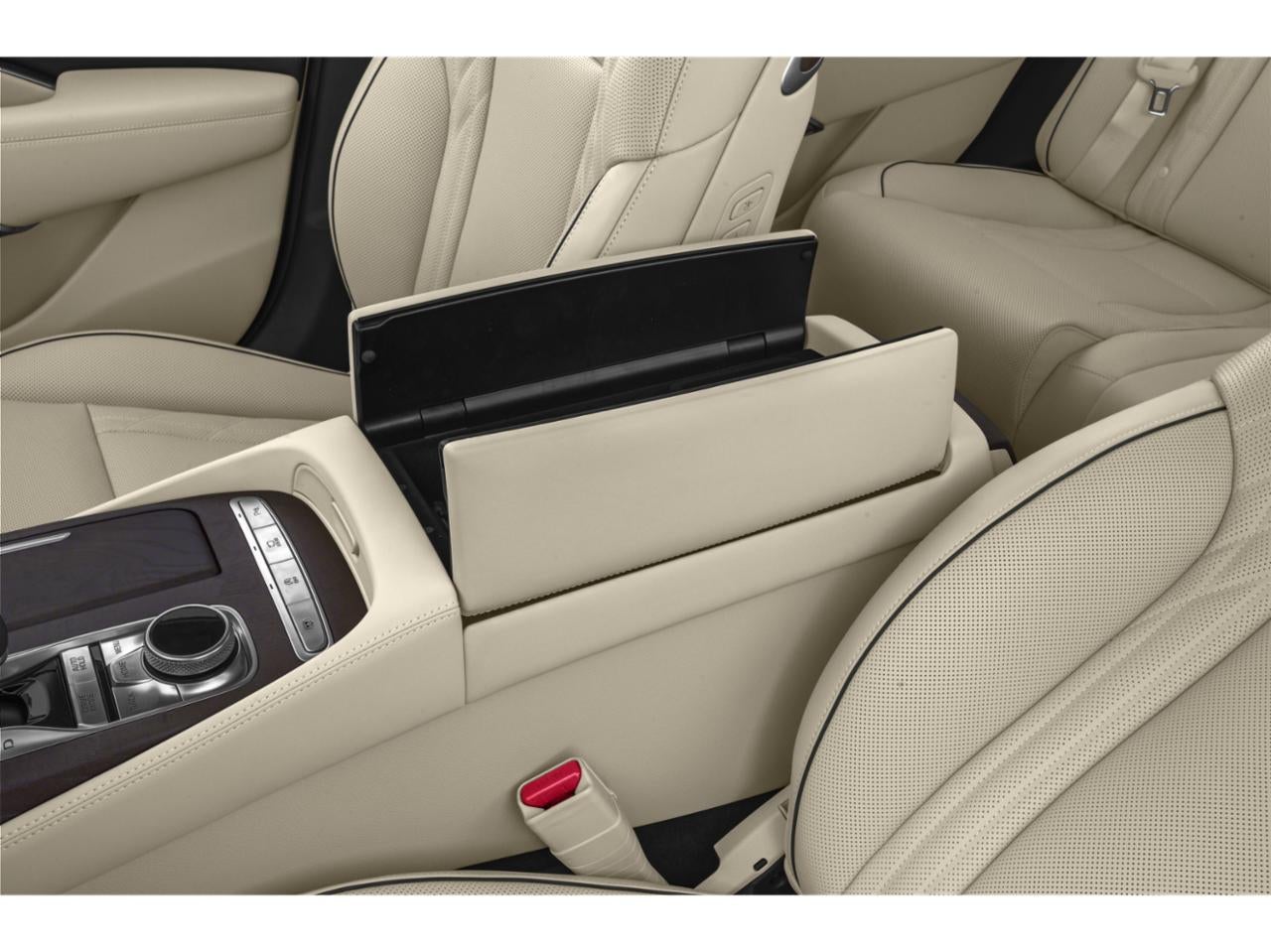 2019 Kia K900 Luxury