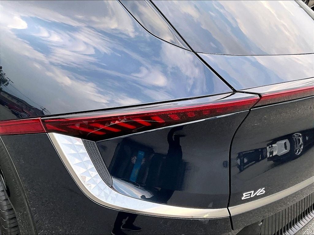 2024 Kia EV6 Wind