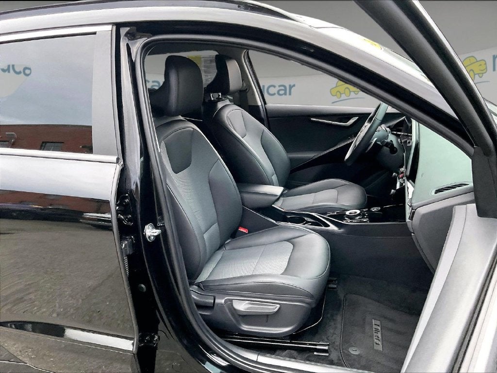 2025 Kia Niro EV Wind