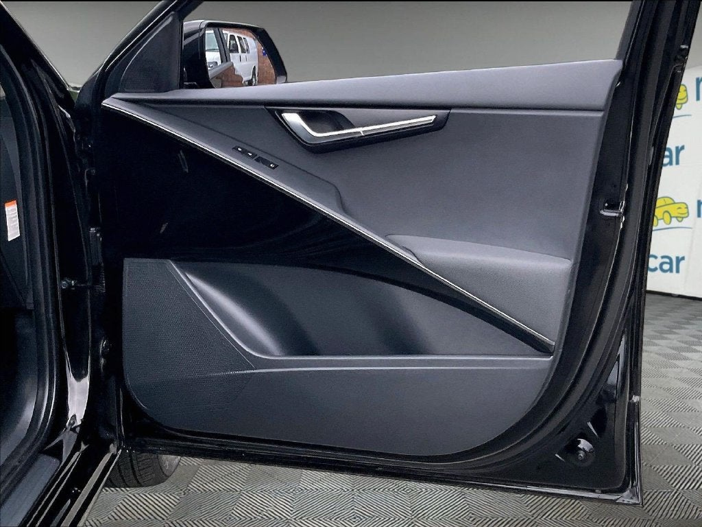 2025 Kia Niro EV Wind
