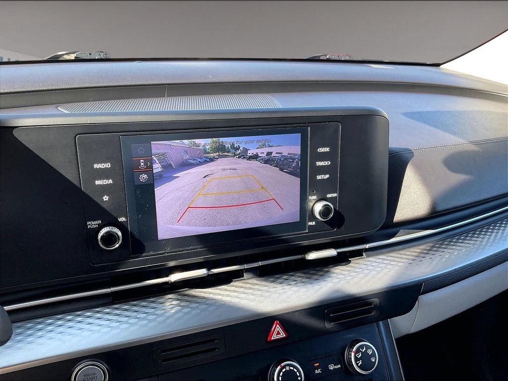 2023 Kia Carnival LX Seat Package