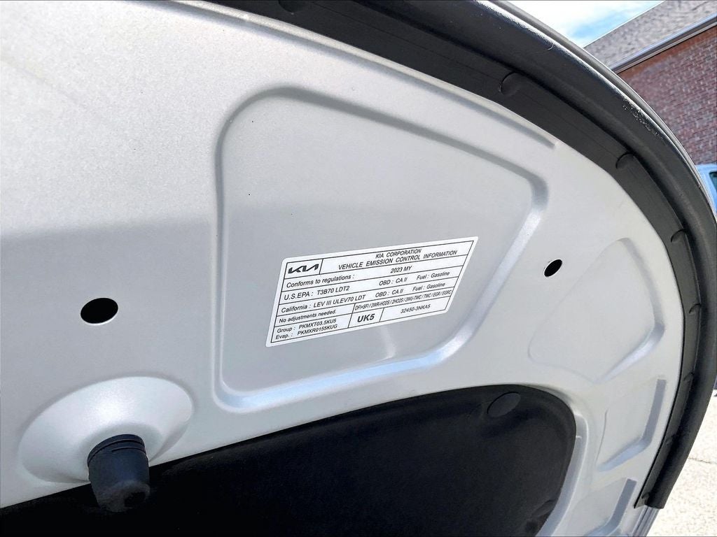 2023 Kia Carnival LX Seat Package