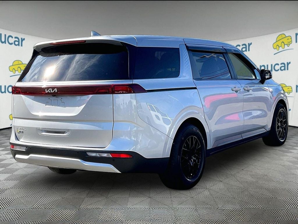 2023 Kia Carnival LX Seat Package