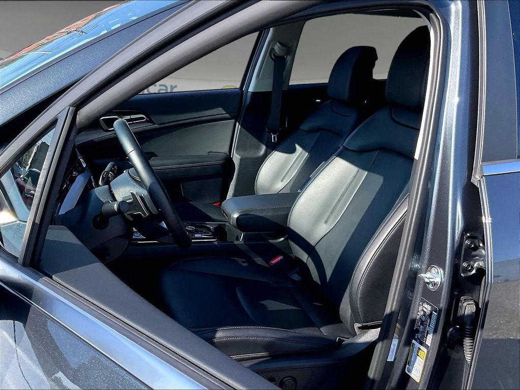2025 Kia Sportage Hybrid EX