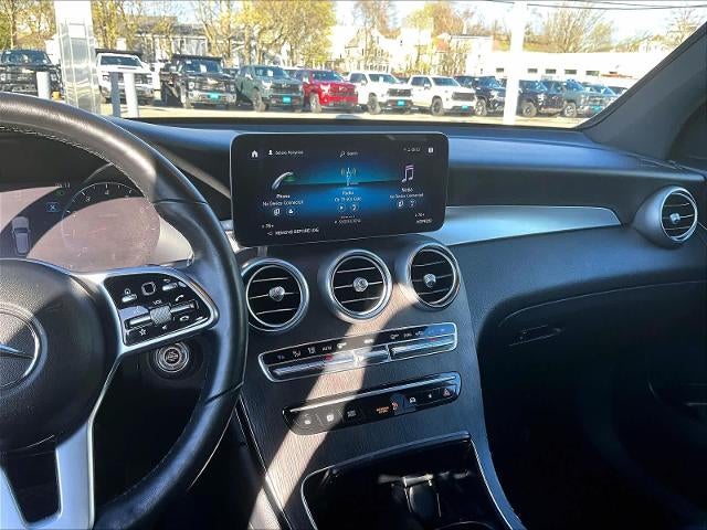 2022 Mercedes-Benz GLC 300