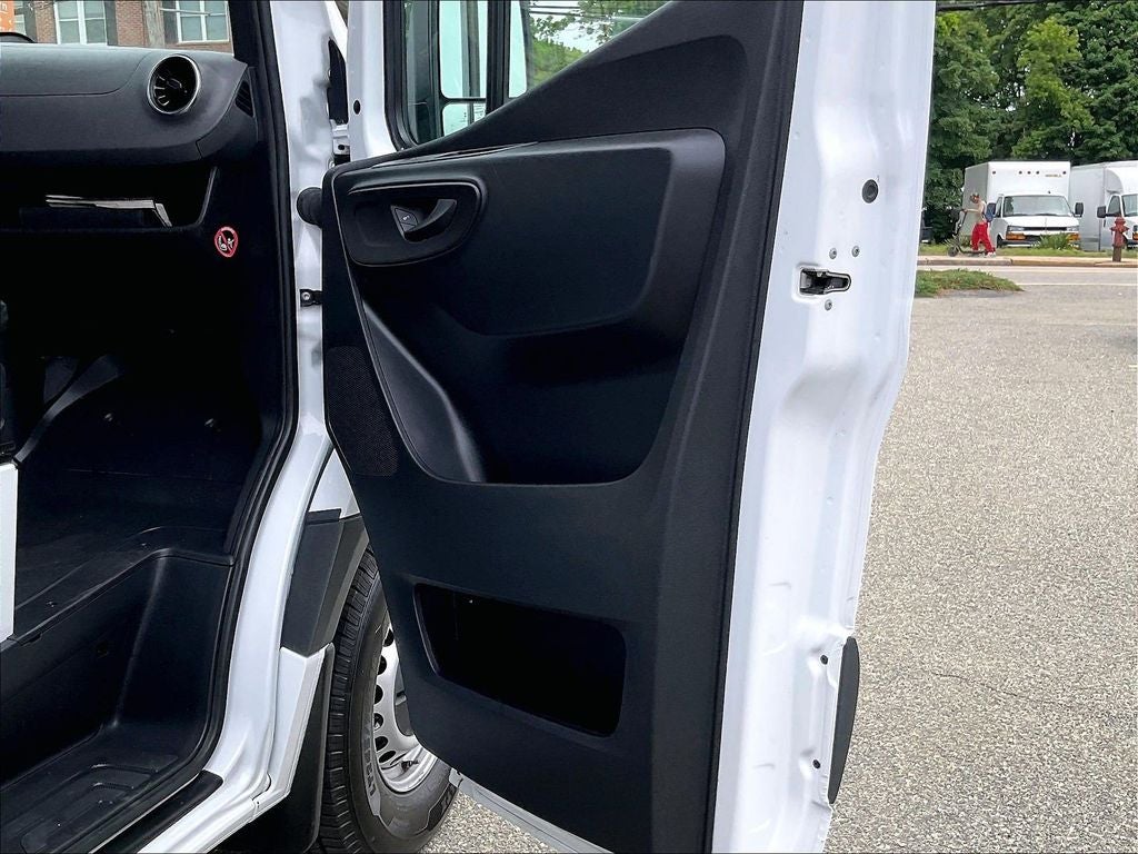 2025 Mercedes-Benz Sprinter 2500 Cargo 144 WB