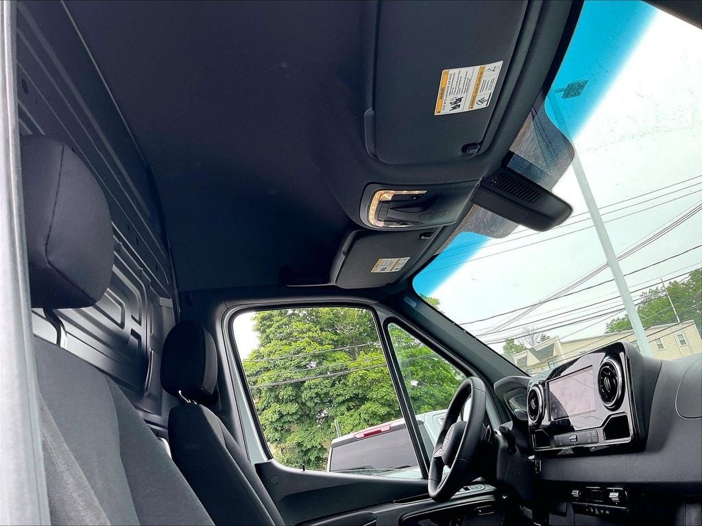 2025 Mercedes-Benz Sprinter 2500 Cargo 144 WB