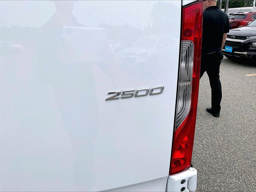 2025 Mercedes-Benz Sprinter 2500 Cargo 144 WB