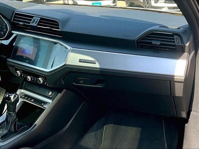 2019 Audi Q3 Premium