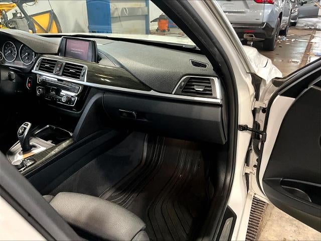 2018 BMW 330i xDrive Sedan