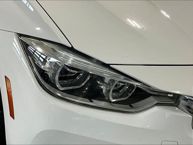 2018 BMW 330i xDrive Sedan