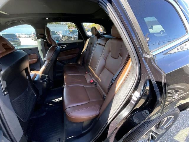 2022 Volvo XC60 Momentum