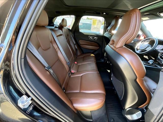 2022 Volvo XC60 Momentum