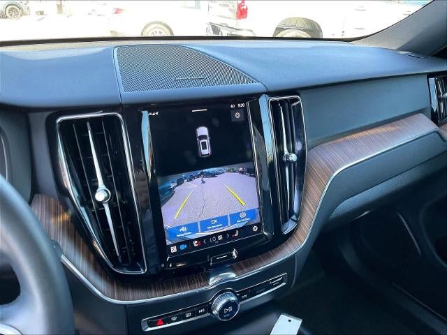 2022 Volvo XC60 Momentum