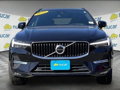 2022 Volvo XC60 Momentum