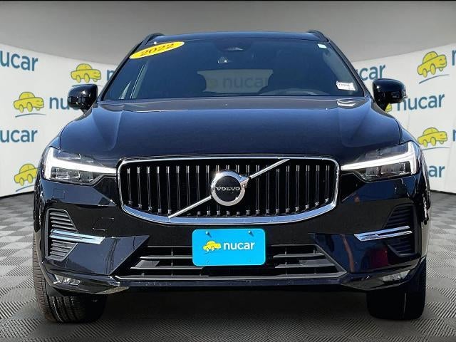 2022 Volvo XC60 Momentum