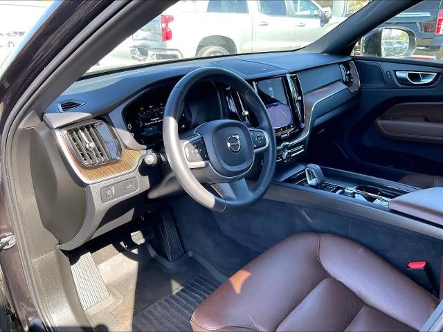 2022 Volvo XC60 Momentum