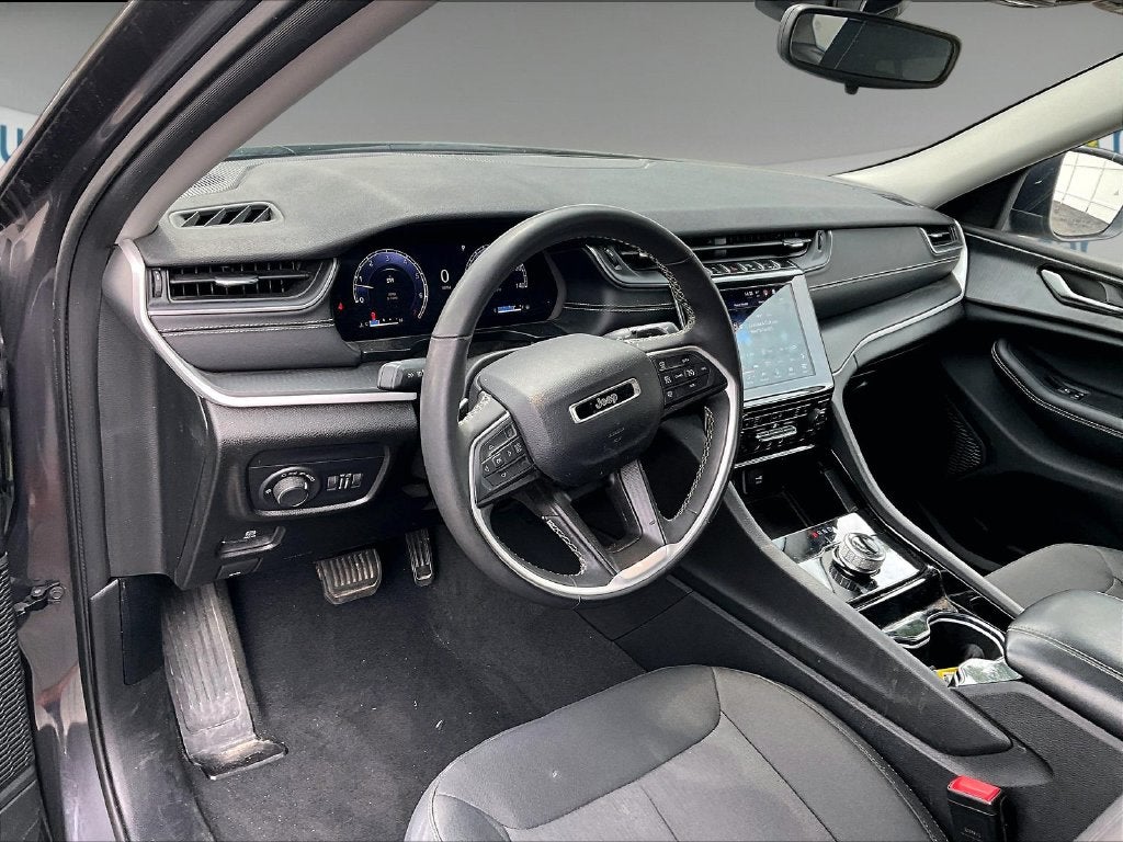 2023 Jeep Grand Cherokee Laredo