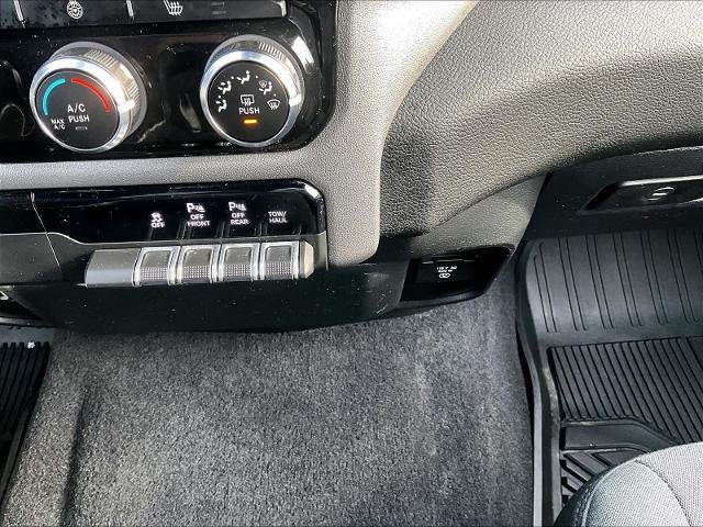 2025 RAM 1500 Big Horn 4x4 Crew Cab 5'7" Box