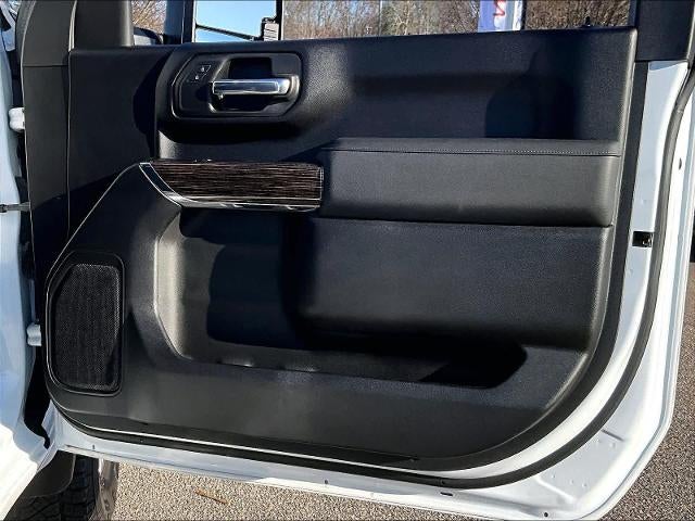 2025 GMC Sierra 2500 HD Regular Cab Long Box 4-Wheel Drive SLE