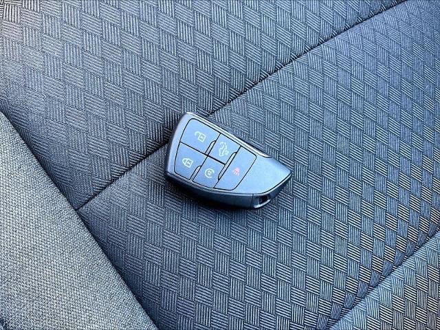 2025 GMC Sierra 2500 HD Regular Cab Long Box 4-Wheel Drive SLE