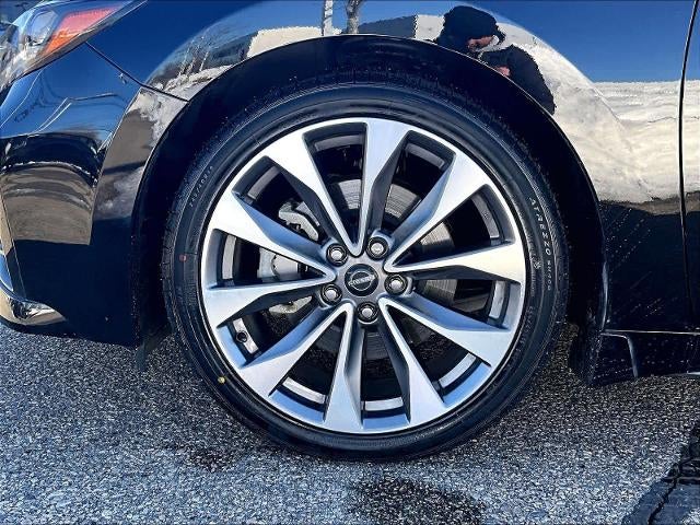 2023 Nissan Maxima Platinum CVT