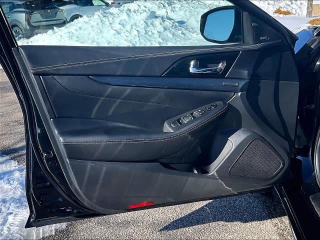 2023 Nissan Maxima Platinum CVT